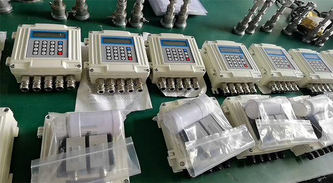 管道式超聲波流量計產(chǎn)品圖